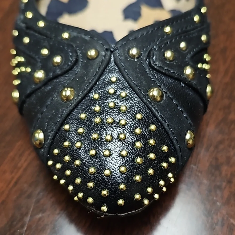 Gianni Bini Thea001 Black & Gold Studded Flats 8m In Original Box Faux Leather